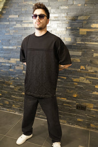 Kendinden Kesimli Model, Paisley Baskılı Oversize T-Shirt (Siyah)